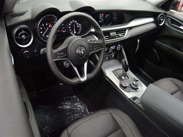 2018 Alfa Romeo Stelvio 